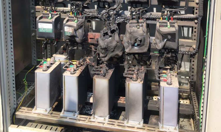 電力電容器運行中電流增大的影響