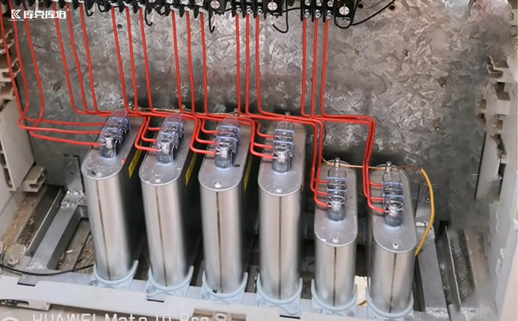 無功補(bǔ)償電容器