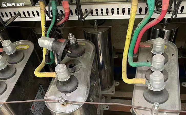 無功補償電容器