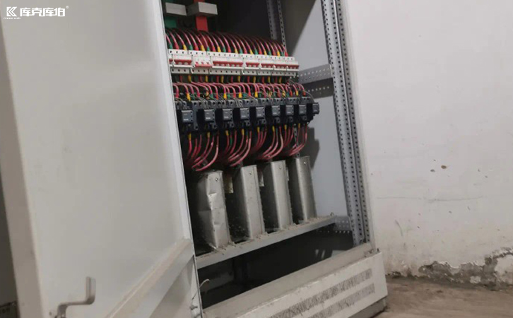 低壓無功補償器