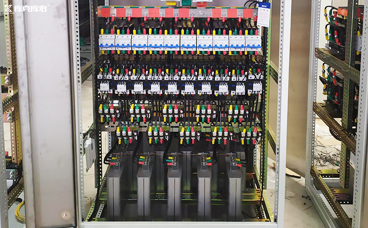 靜止無功補償器